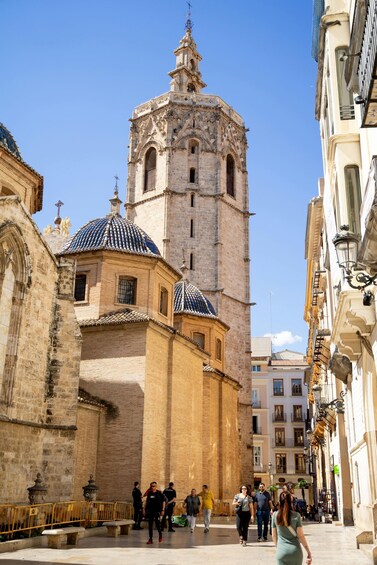 Valencia Electric Bike Tour: Self-Guided Half-Day Experience 2