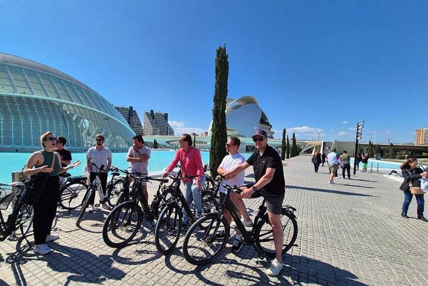 Valencia Electric Bike Tour: Self-Guided Half-Day Experience 4