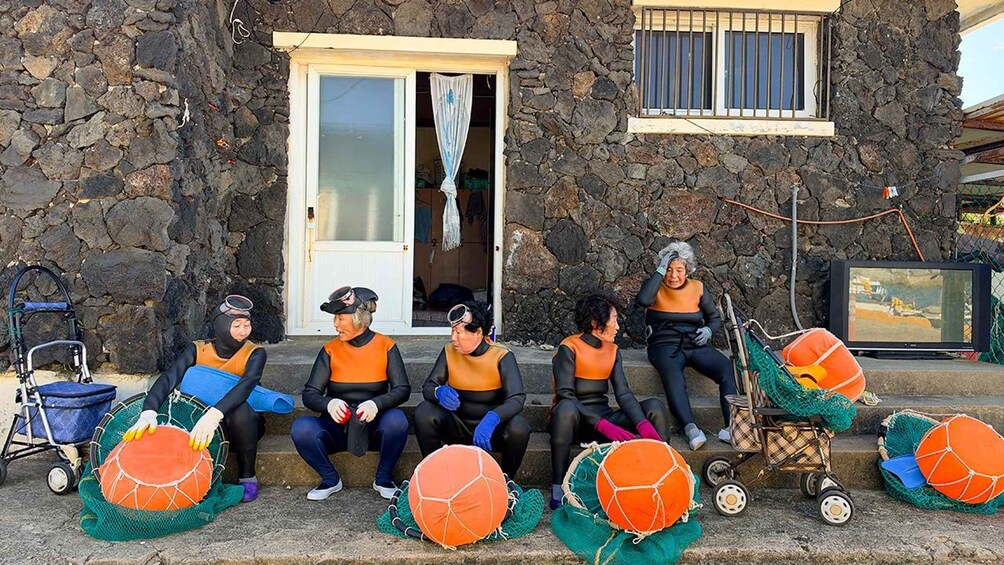 Picture 19 for Activity Jeju Southwest Tour: Haenyeo Experience, Mt.Halla, Waterfall 3