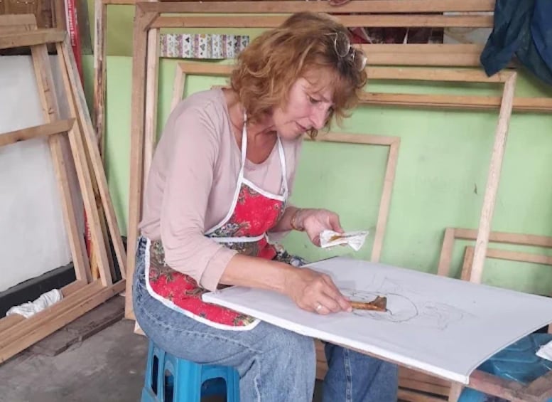 Yogyakarta: 2-hour Batik Making Course with Souvenir 1