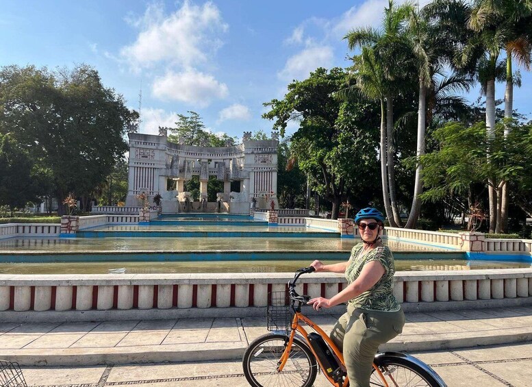 Picture 3 for Activity Mérida: The E-bike tour with history and culture 2