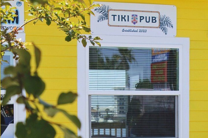 Private Tiki Pub Crab Island Cruise with Waterslide 4