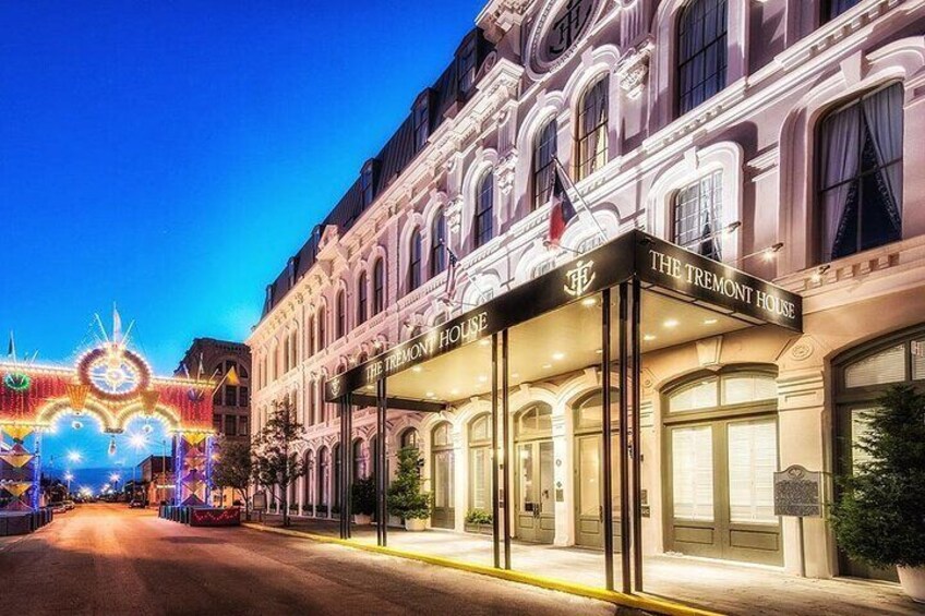 Galveston Haunted Pub Crawl Walking Tour