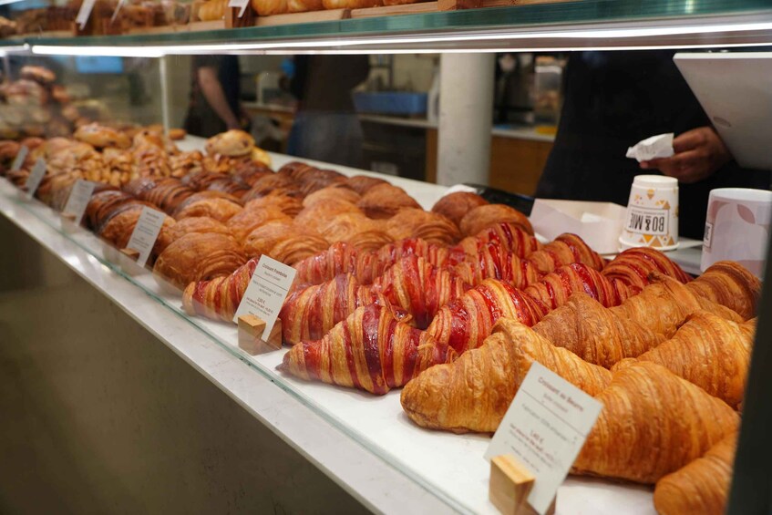 Picture 4 for Activity Paris: Le Marais Bakery and Pastry Food Tour with Tastings 2