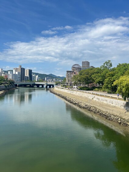 Picture 19 for Activity Hiroshima & Miyajima 6.5h Guided Tour – Dome, Park & Shrine 2