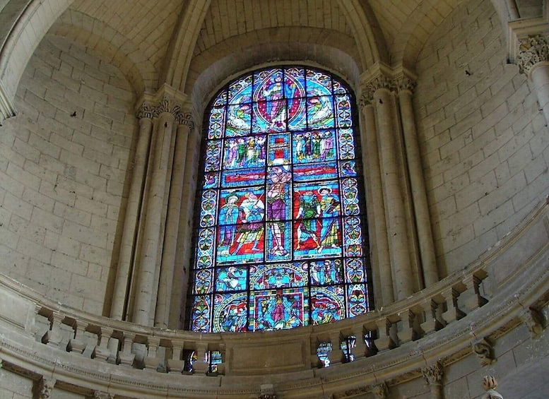 Picture 15 for Activity Poitiers: Half-Day Tour with Baptistere and Food Tasting 4