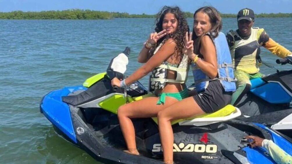 Picture 2 for Activity Manuel Antonio: Premium Jet Ski Experience 2
