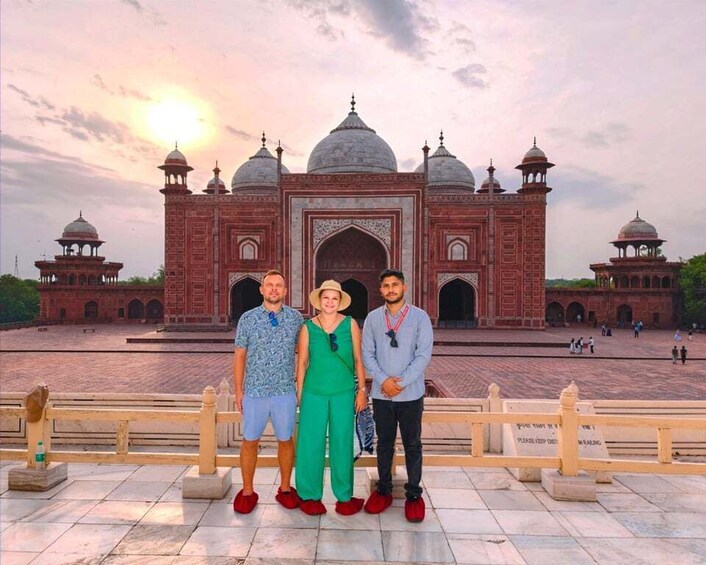 Picture 1 for Activity Private Guided Taj Mahal Tour w/ Skip The Line Entry Ticket 2