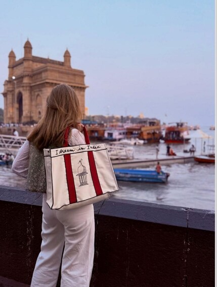 Picture 15 for Activity Mumbai & Elephanta Caves Luxury Tour with Car, Guide & Lunch 5