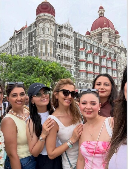 Picture 4 for Activity Mumbai & Elephanta Caves Luxury Tour with Car, Guide & Lunch 3