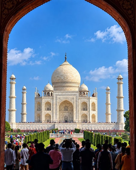 Picture 12 for Activity 7-Day Golden Triangle Tour with Udaipur–The Royal Experience 3