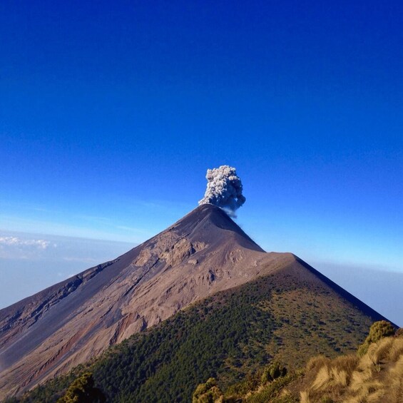 Picture 13 for Activity 4WD Acatenango Volcano Tour & Fuego / All Inclusive ! 3