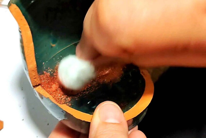 Picture 9 for Activity Amman: Kintsugi Pottery Workshop with Snacks and Drinks 5