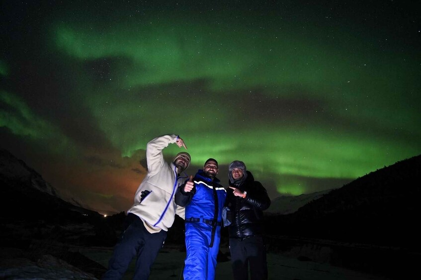 Picture 4 for Activity Tromsø Nature and Aurora chase tour minibuss 2