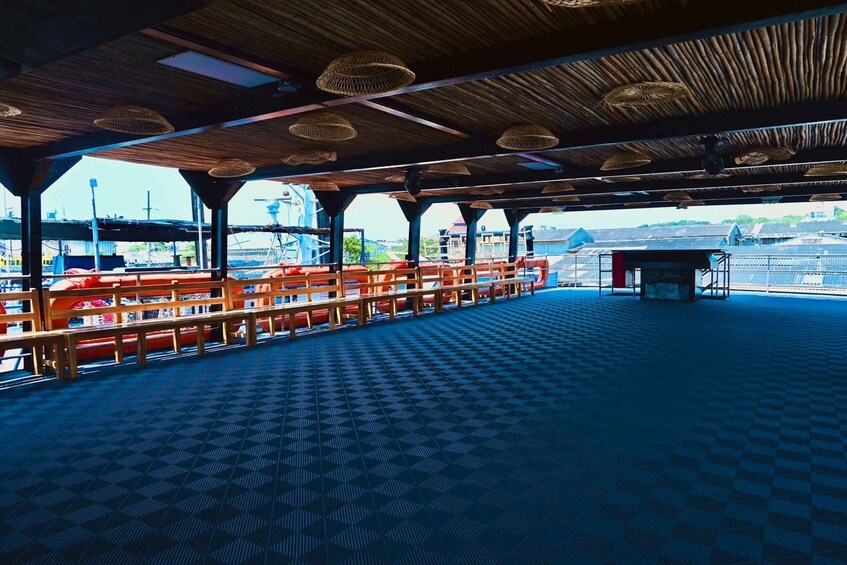Picture 3 for Activity Cartagena: 3-story Volar Boat with White Night and Dinner 5