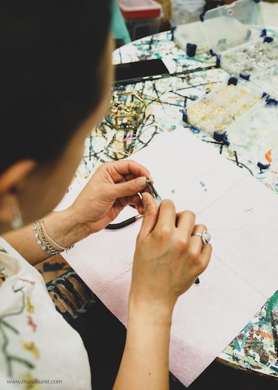 Picture 11 for Activity Maral Kunst : Jewelry Bar Experience (Jewelry Making) 4