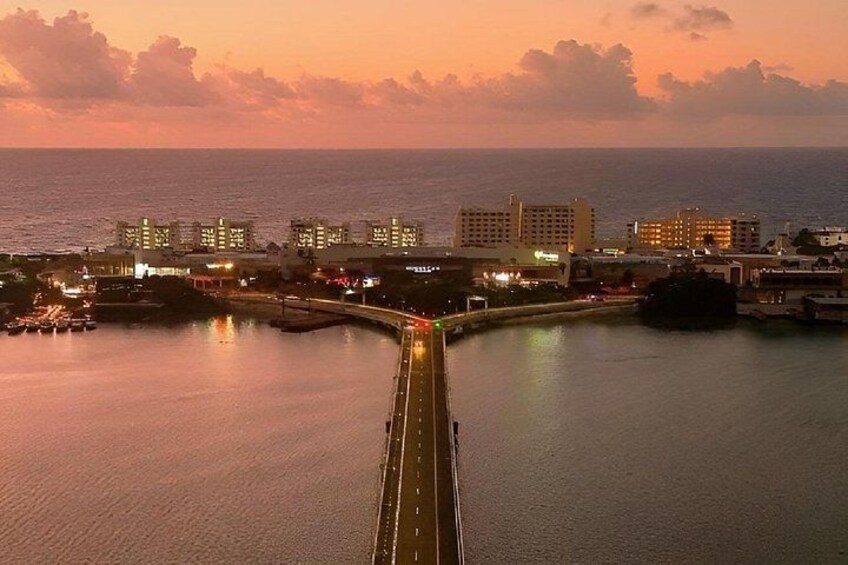 Cancun Shopping Private Guided Tour & City Sightseeing 2