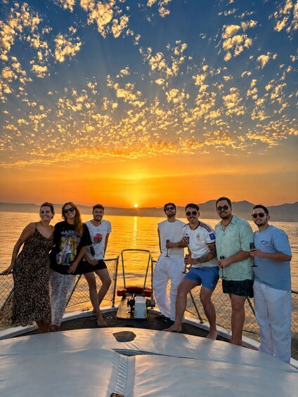 Picture 1 for Activity Estepona: Sunset Cruise with Cava, Snacks & Dolphin Spotting 5