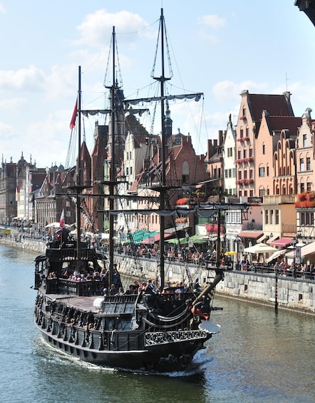 Picture 7 for Activity Gdansk: Guided Round-Trip Cruise to Westerplatte 4
