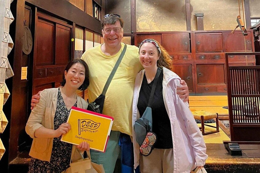 Picture 4 for Activity Takayama: Takayama Jinya & Old Town Private Walking Tour 4