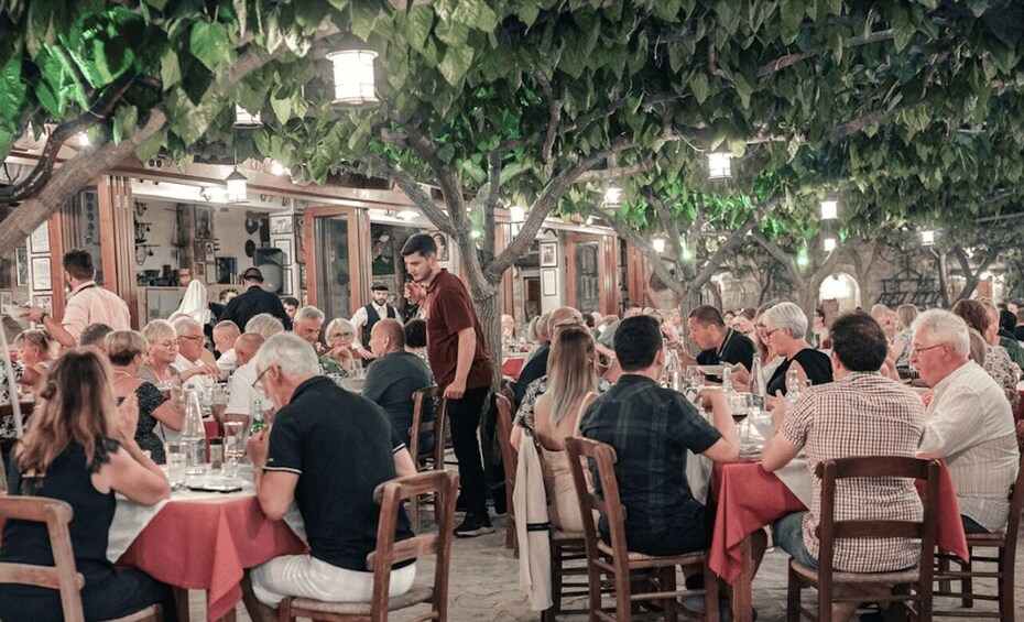 Picture 2 for Activity Rethymnon: Cretan Night with Dinner and Live Music 2