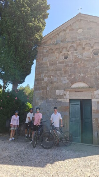 Picture 13 for Activity Guided e-bike tour. The Surroundings of Pisa: History, Nature, and Secret Views 3