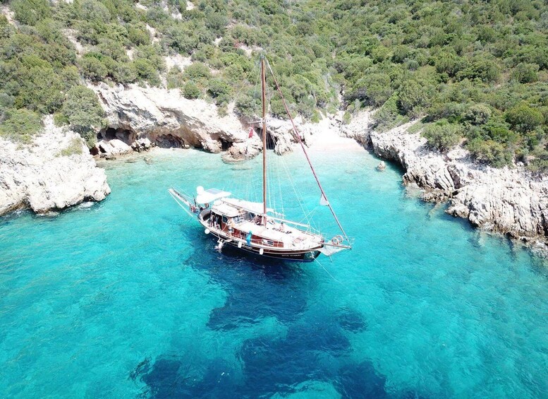 Bodrum: Breakfast Cruise on the Water 1