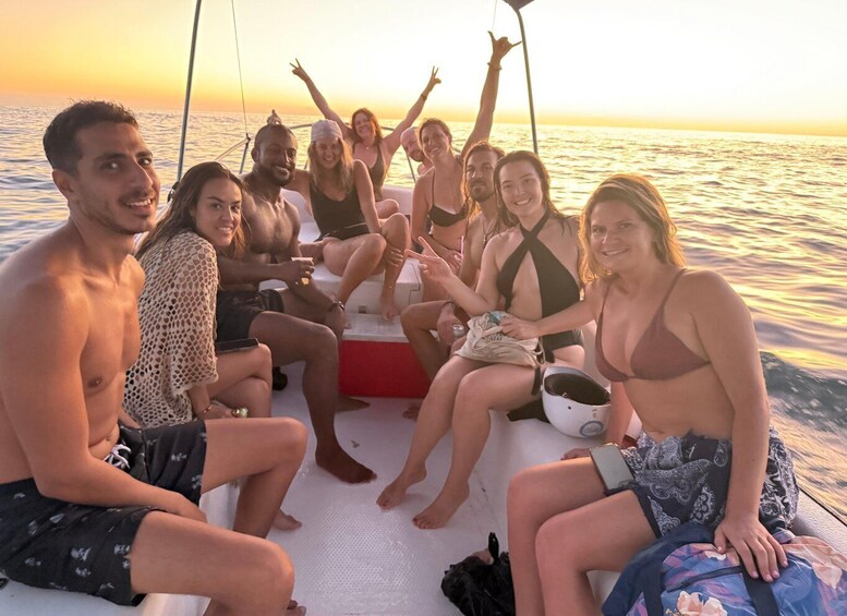 Picture 1 for Activity Puerto Escondido: Boat tour to enjoy the sunset 2