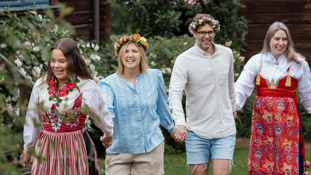 Tällberg: Midsummer Fun & Traditions 1