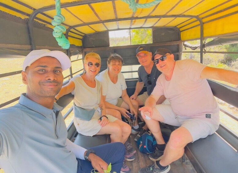 Picture 6 for Activity Jaffna - Delft and Nainativu Island Tour with Local Guide 4