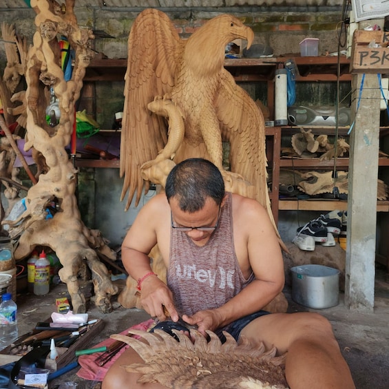 Picture 11 for Activity Mas Village Wood Carvings class with Local artist 2