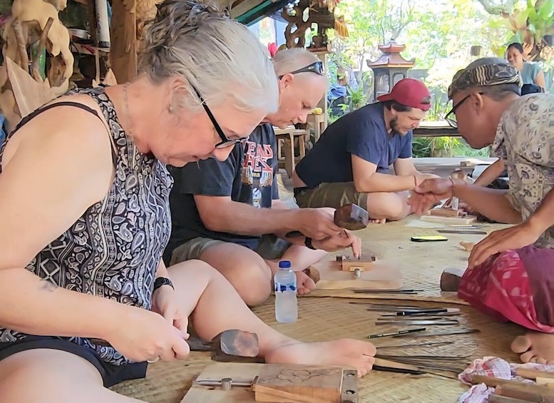 Picture 10 for Activity Mas Village Wood Carvings class with Local artist 5