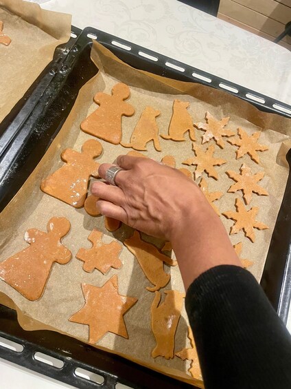 Picture 12 for Activity Tallinn: Local Gingerbread Workshop in the Old Town 5