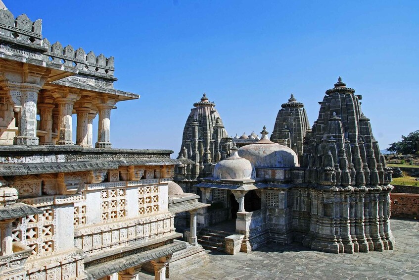 Picture 3 for Activity From Udaipur: Kumbhalgarh and Ranakpur Temple Day Excursion 3