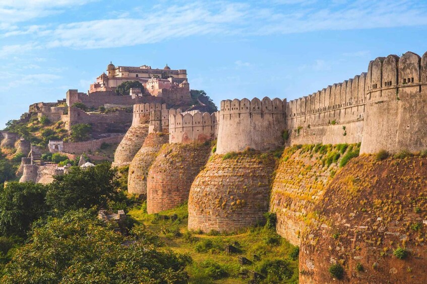 From Udaipur: Kumbhalgarh and Ranakpur Temple Day Excursion 1