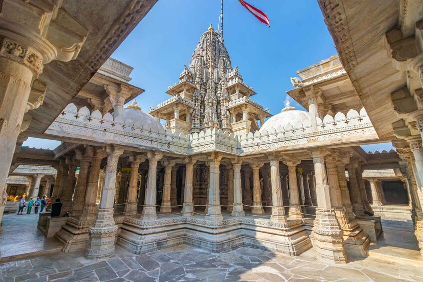 Picture 9 for Activity From Udaipur: Kumbhalgarh and Ranakpur Temple Day Excursion 2