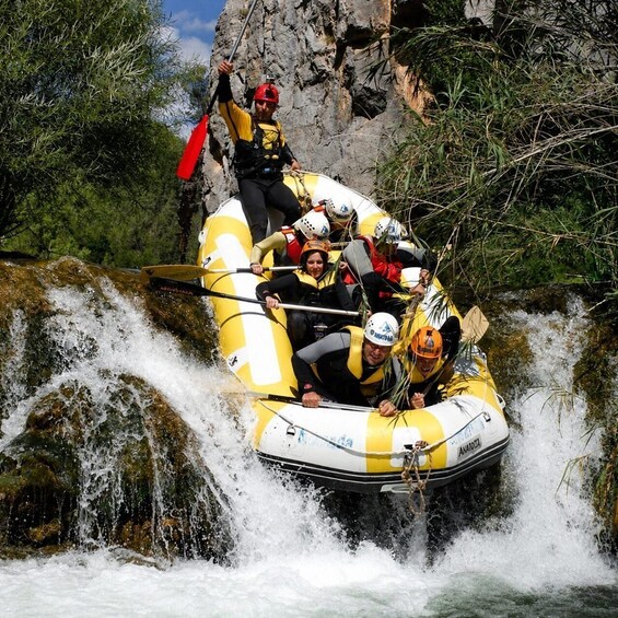 Montanejos: Extreme Rafting on the Mijares River 1