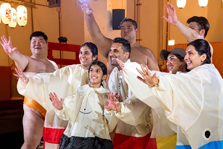 Picture 24 for Activity Osaka: Interactive Sumo | Taste, Watch, Discover & Challenge 3