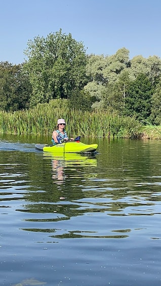 Picture 1 for Activity Hertfordshire: Canoe tour of the River Stort 1