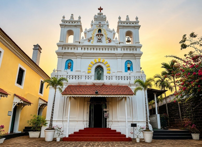 Picture 1 for Activity Goa: Create Your Own Itinerary - Private Tour and Transfer 3