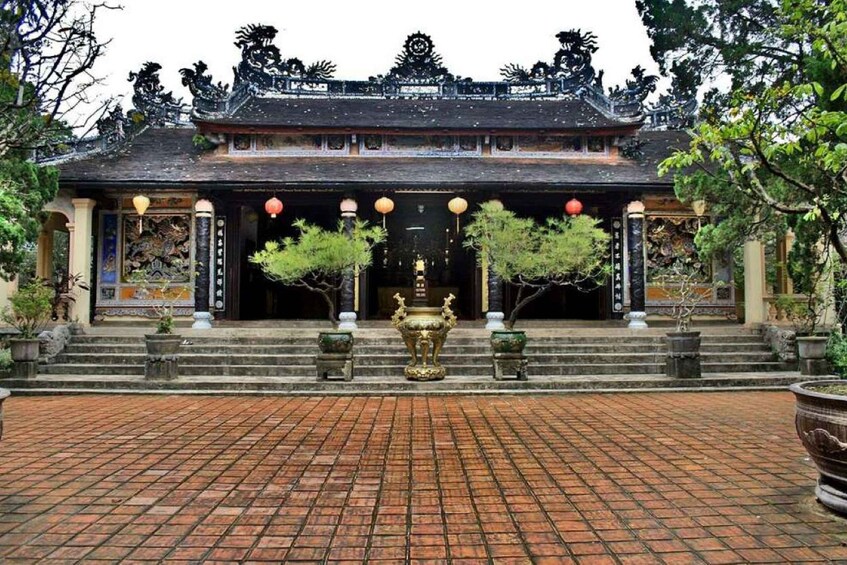 Picture 6 for Activity Hue: Jeep Tour To Gia Long Tomb & Abandoned Waterpark 5