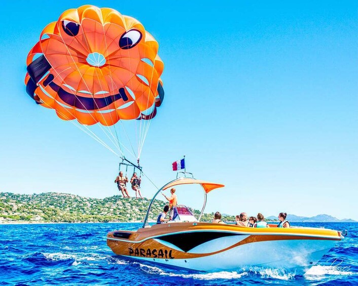 Parasailing on the French Riviera 1