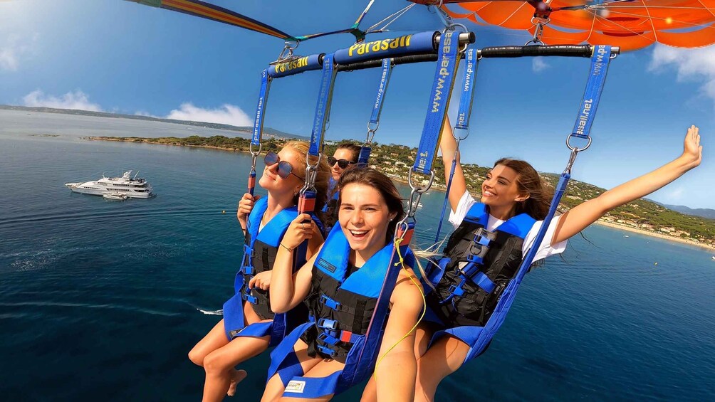 Picture 2 for Activity Parasailing on the French Riviera 3