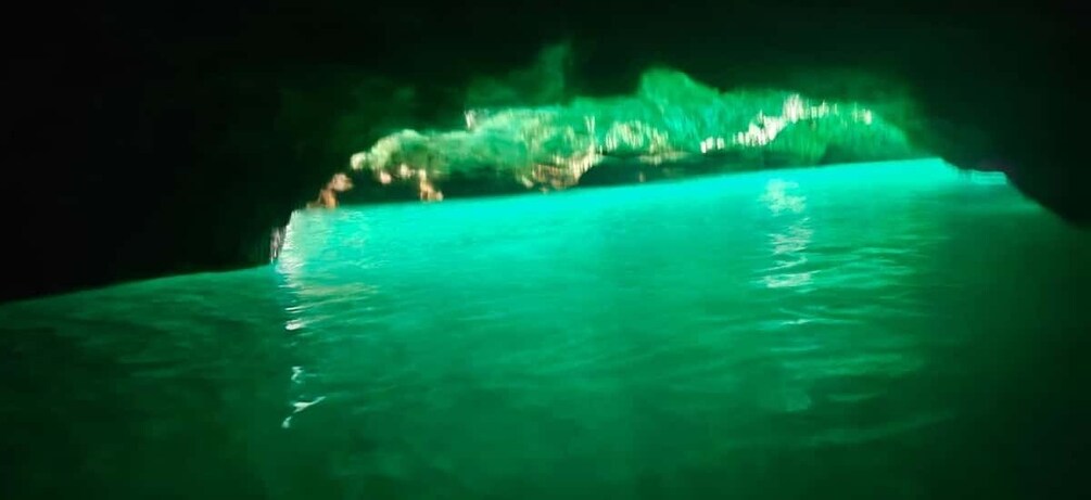 Picture 8 for Activity Santa Maria di Leuca: Canoe trip to the caves 3
