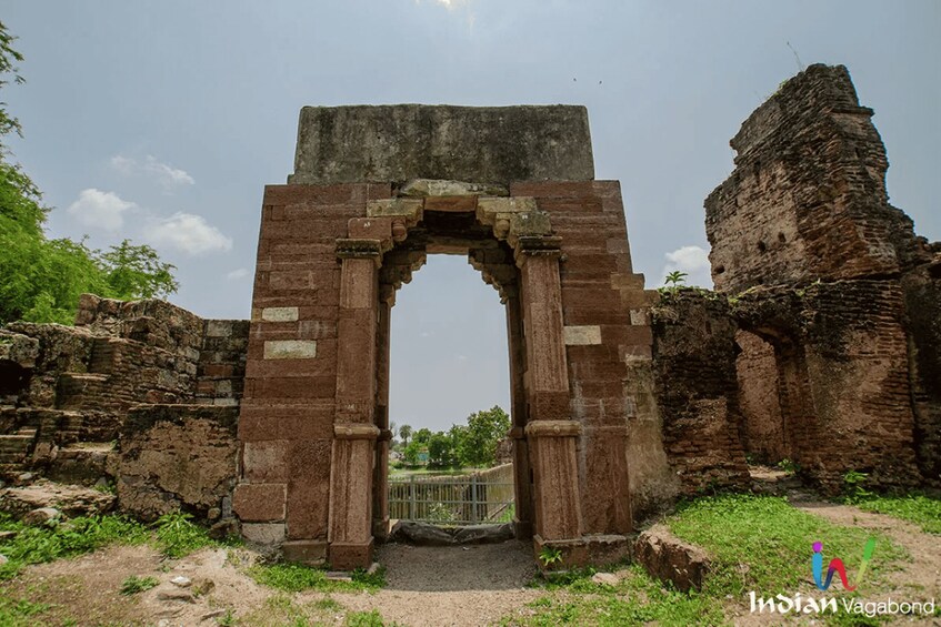 Picture 5 for Activity Bilaspur: Ratanpur Temples and Fort Day Trip 5