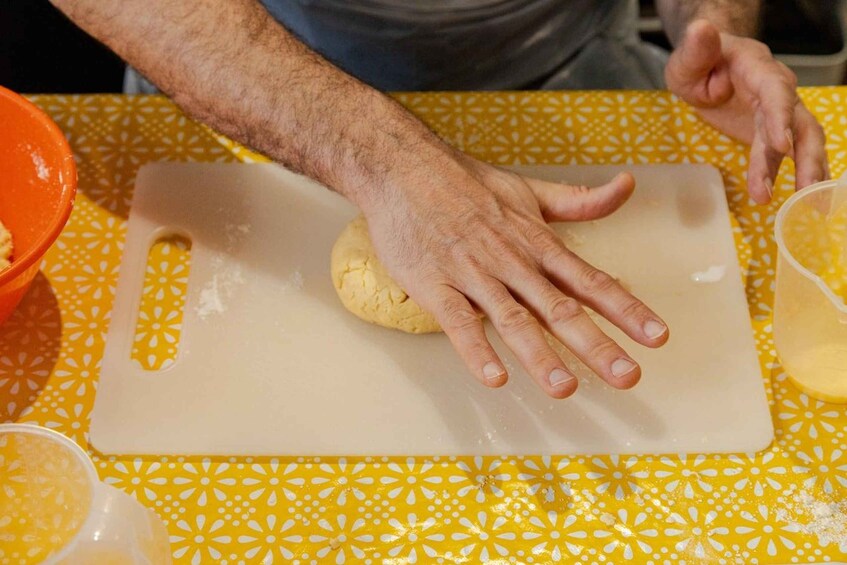 Picture 2 for Activity London: Traditional Scone Making Workshop 4