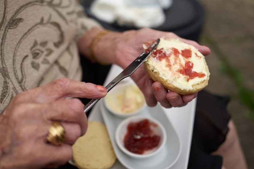 Picture 1 for Activity London: Traditional Scone Making Workshop 3