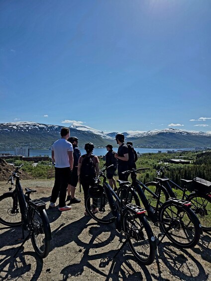 Picture 21 for Activity From Tromsø: Tromsø Highlights & History Tour With E-Bike 2