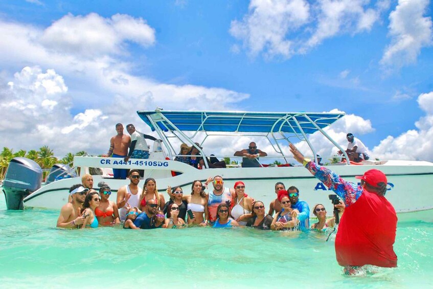 Picture 6 for Activity From Santo Domingo: Saona Island Catamaran & Speedboat Tour 3