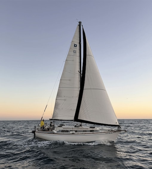 Picture 1 for Activity Los Angeles: Sunset Sailing 2